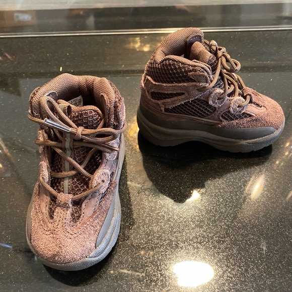 Yeezy toddler booties - Picture 3 of 8